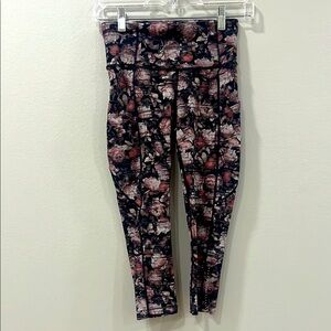 Lululemon pink black Floral Print Leggings matching sports bra size 4 peony